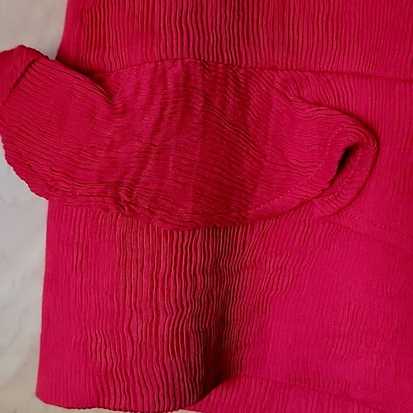 ELLIATT Red Ribbed Ruffled Skirt - Picture 2 of 7